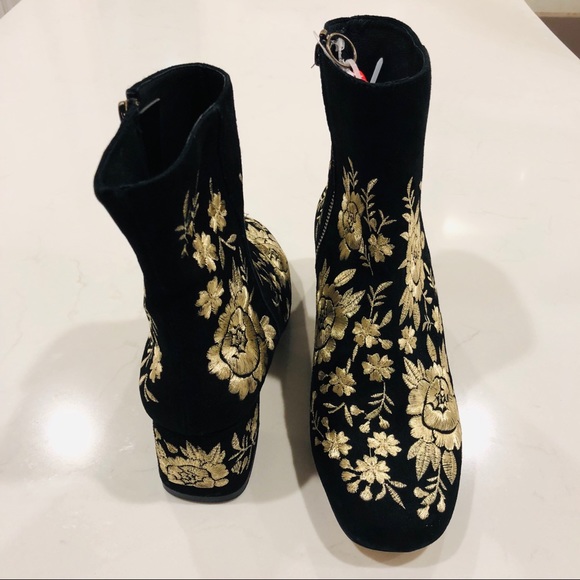 Johnny Was Retro Metallic Embroidered Booties - Picture 5 of 8